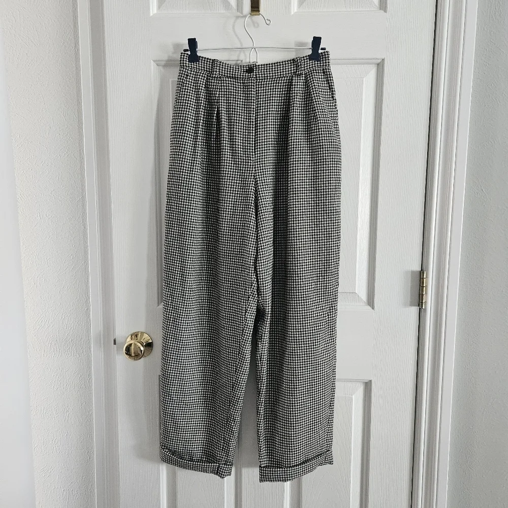 Vintage Talbots 100% Wool Houndstooth High Waisted Trousers